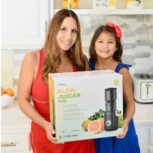 OMMO blender for family to make juice and smoothie